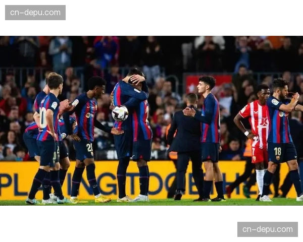 皇马客场1-2遭奥萨苏纳绝杀,联赛八连胜势头戛然而止 皇马客场1-2遭奥萨苏纳绝杀,联赛八连胜势头戛然而止