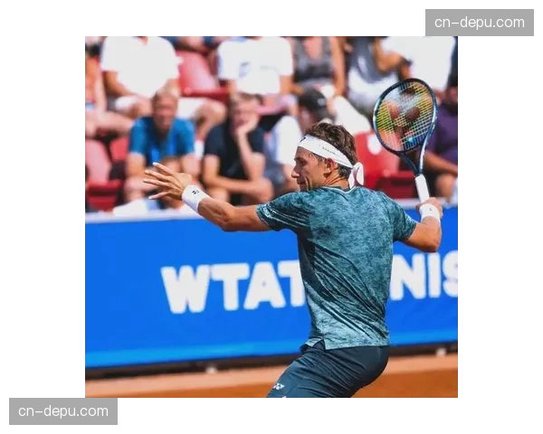 专家评论：新生代球员在顶尖赛事中的稳定性不足问题亟待解决