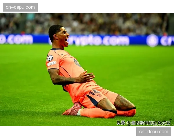 拉什福德巴萨买断可能性降低，今夏或重返曼联